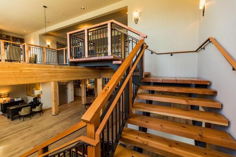 The Lodge at Columbia Point - photo 18