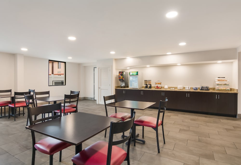 Red Roof Inn Chester - photo 28