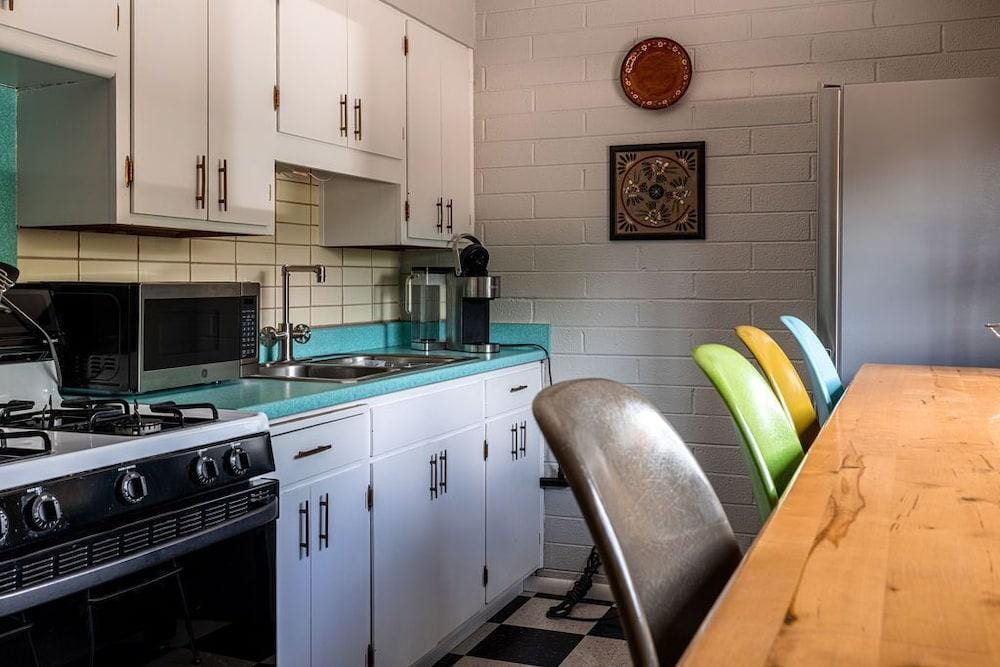 Sedona Uptown Suites - photo 14