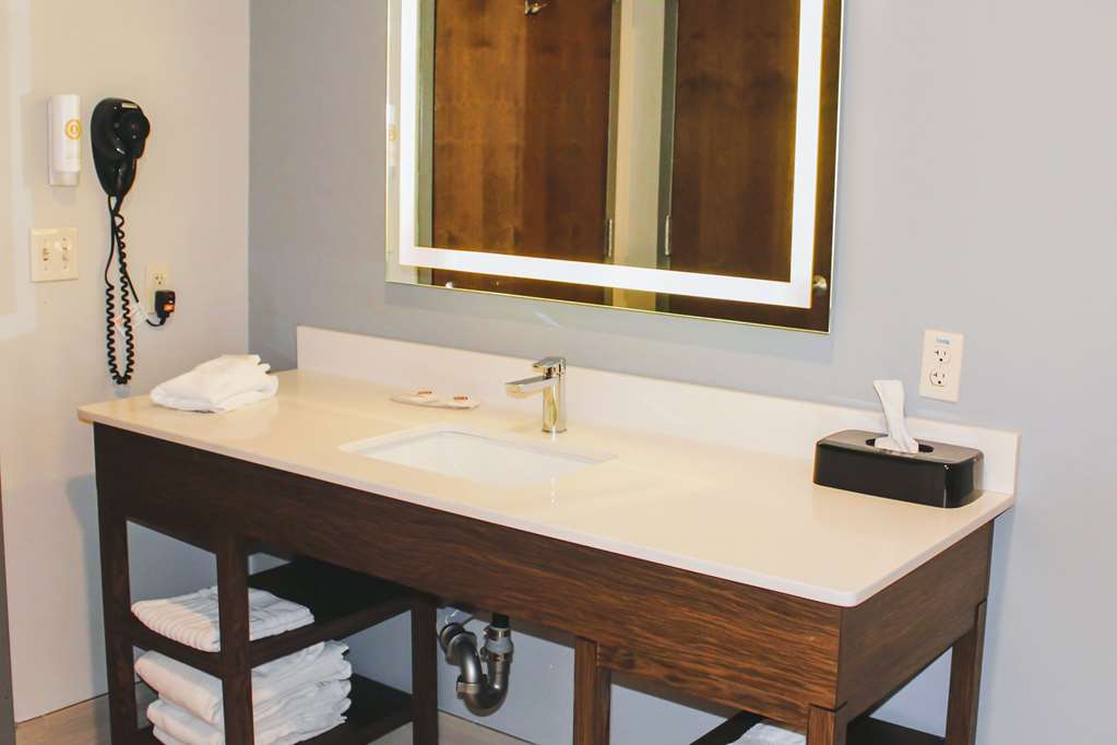 Comfort Inn and Suites Near Lake Guntersville - photo 22