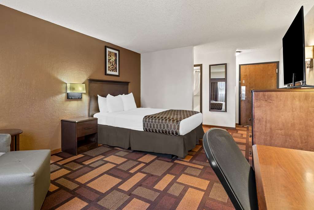 Best Western Tower West Lodge - photo 38
