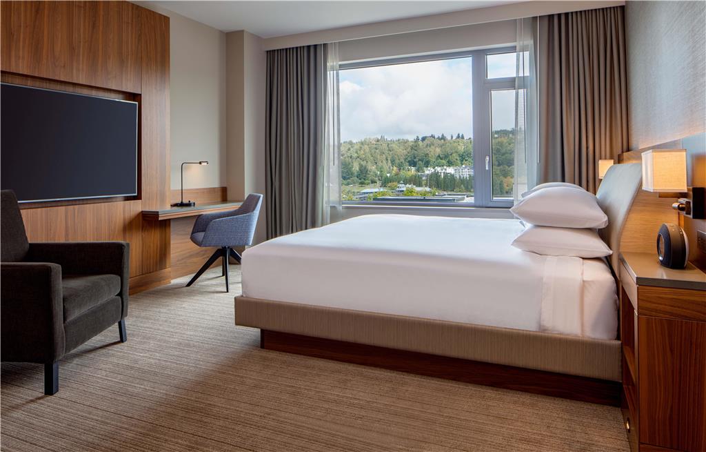 Hyatt Regency Lake Washington at Seattle s Southport - photo 21
