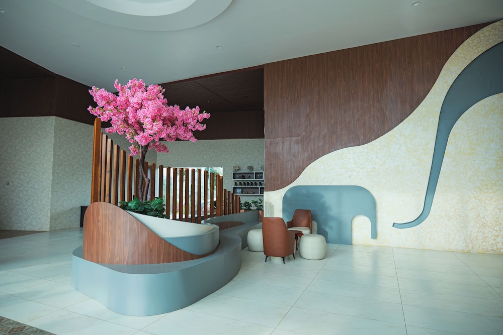 Tuskers Hill Banquets by Poppys in Palghat, India