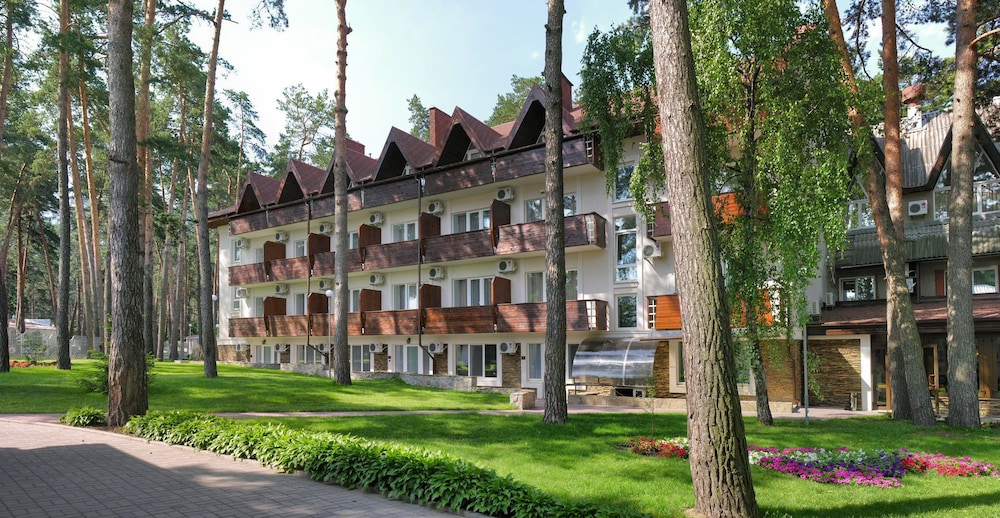 Hotel Ukraina — Cherkasy — photo 2