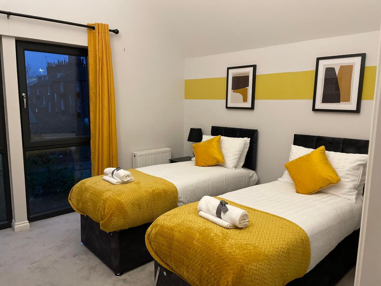 NHS Workers and Students Haven The Bee Hive in Reading, United Kingdom