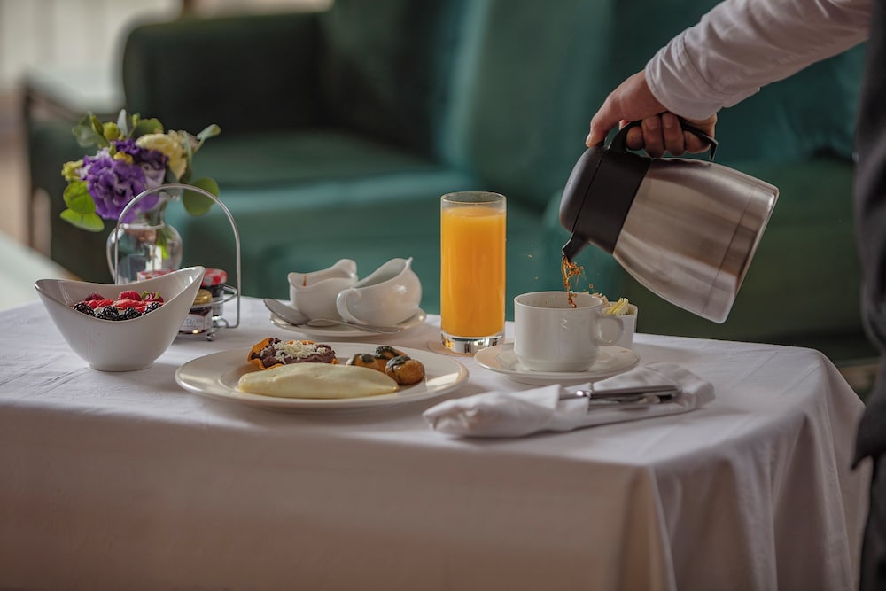 Room amenity