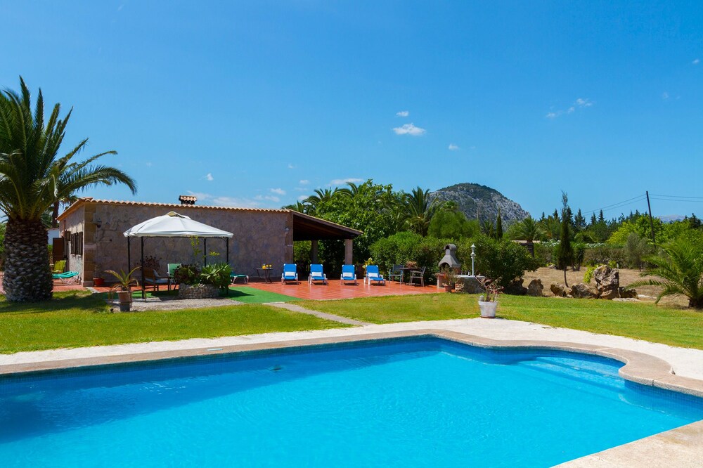Villa Lucas — 4-Star Luxury Hotel in Pollenca, Spain