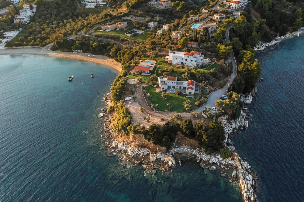 Cape Blue Suites in Skiathos, Greece