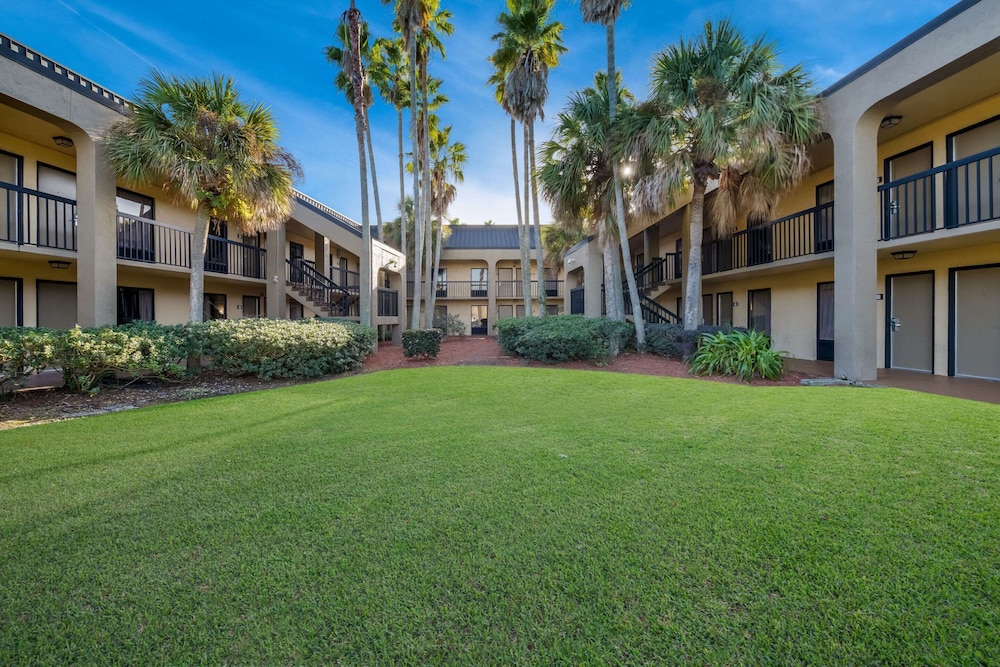 Quality Inn Orange Park Jacksonville - photo 29