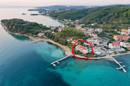Apartment Kampor 15310a — 4-Star Luxury Hotel in Rab, Croatia