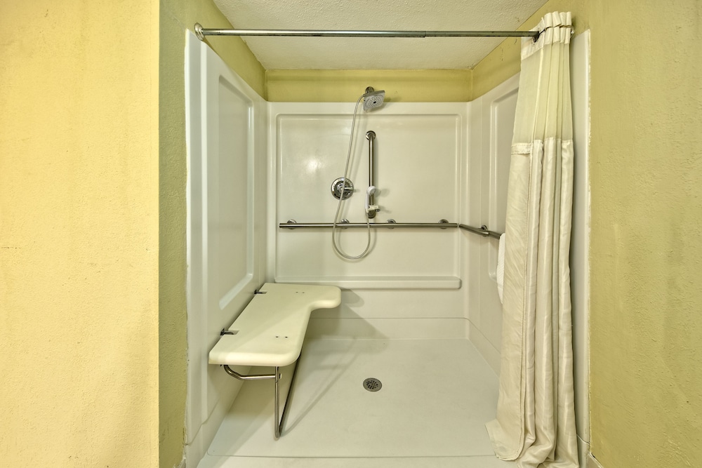 DoubleTree by Hilton Hotel Jackson - photo 29