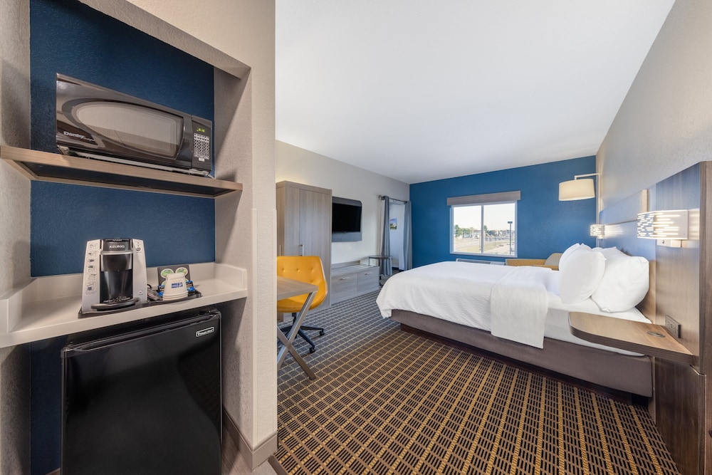 Holiday Inn Express Hotel & Suites Pittsburg by IHG - photo 35