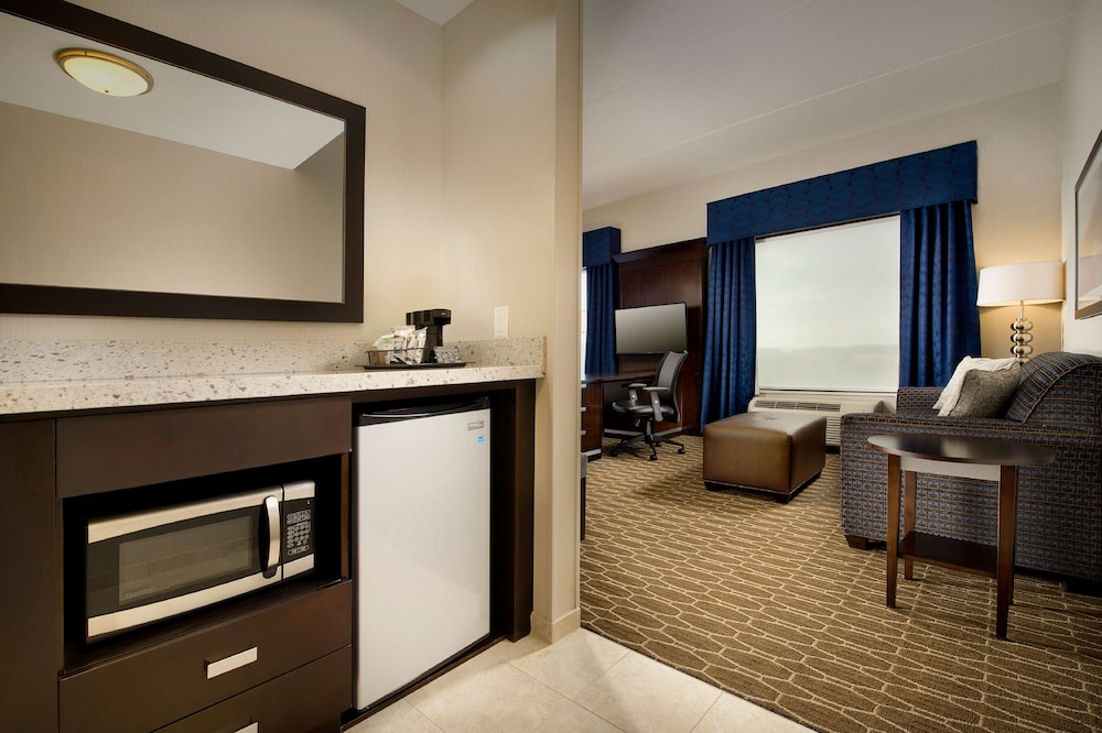 Hampton Inn & Suites Washington DC North Gaithersburg - photo 13