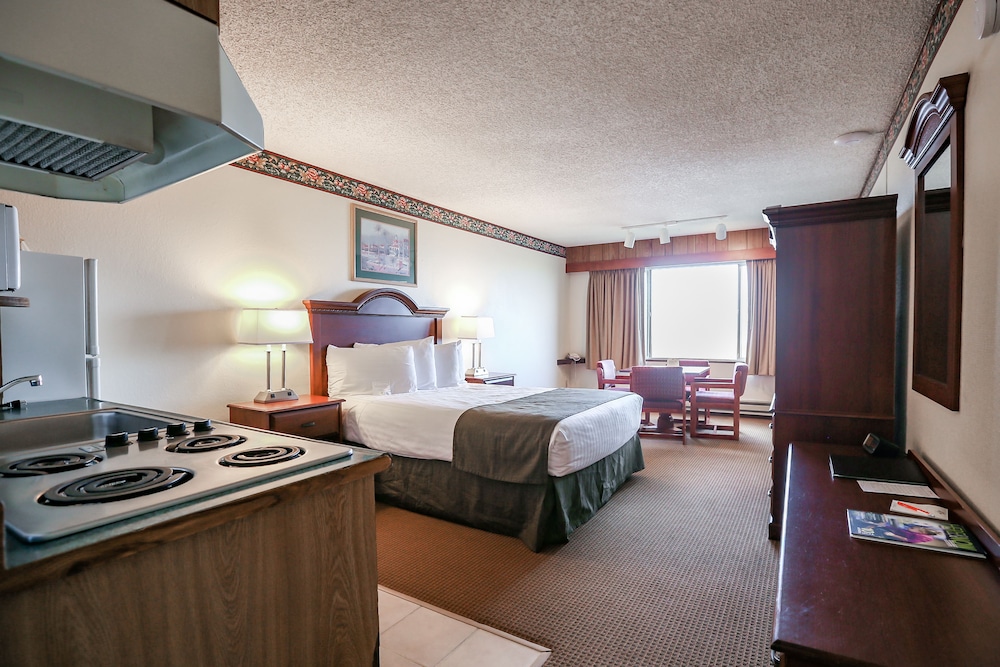 Ebb Tide Oceanfront Inn - photo 46