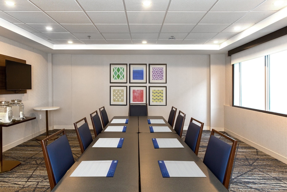 Holiday Inn Express New Rochelle by IHG - photo 50