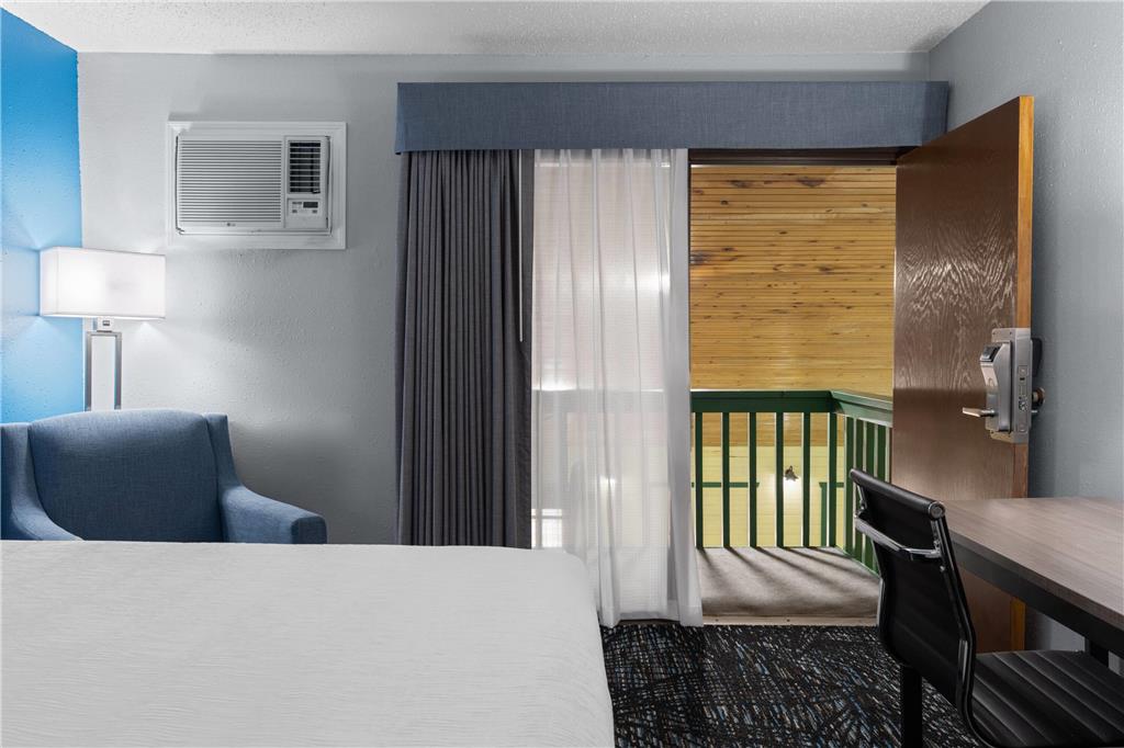 Baymont by Wyndham Duluth Spirit Mountain - photo 13