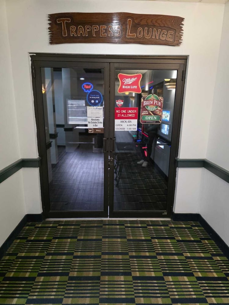 Dakota Inn Minot - photo 15