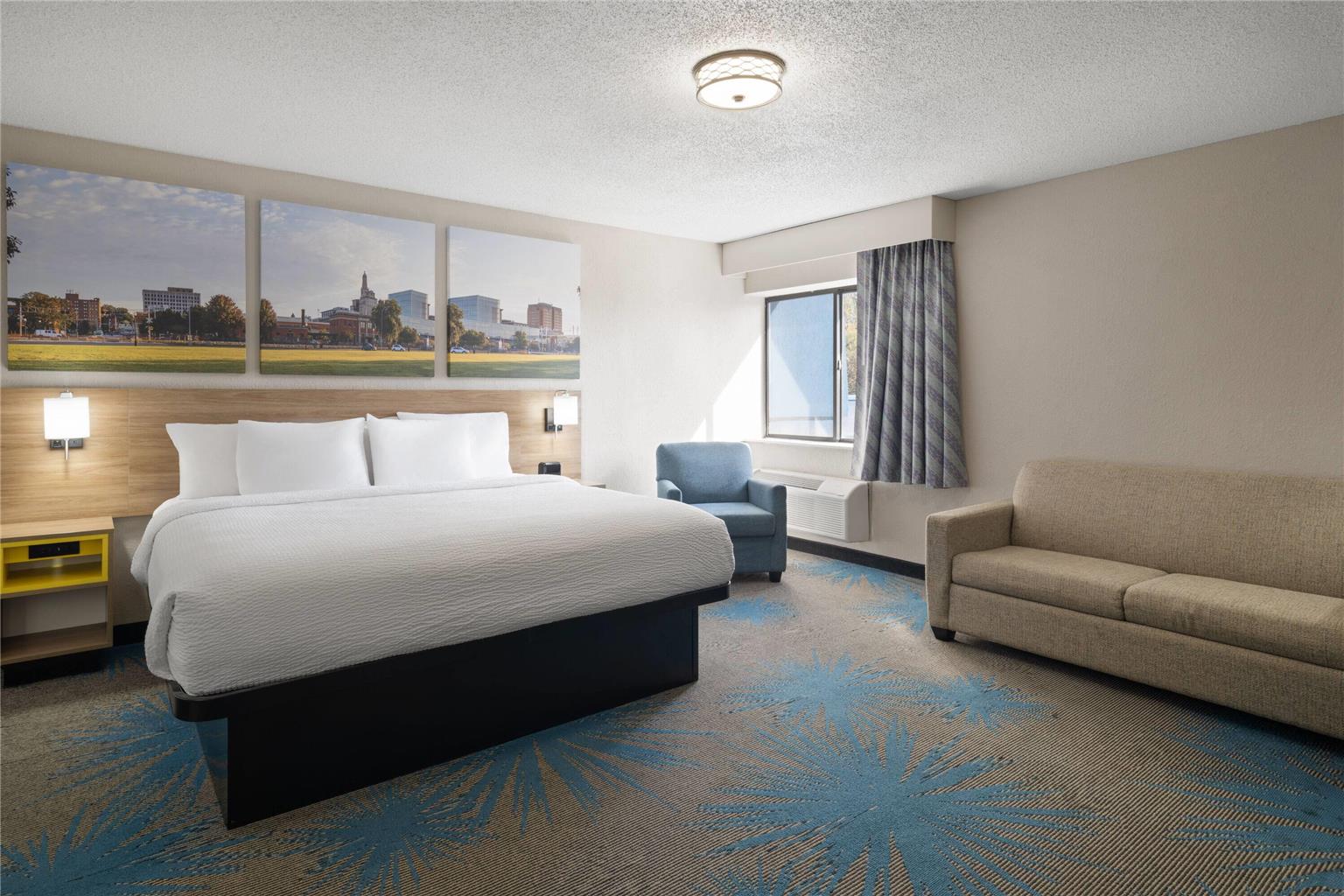 Days Inn By Wyndham Davenport - photo 22