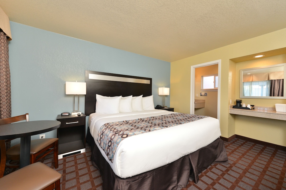 Avenue Inn Downtown District SLO — hotel in San Luis Obispo