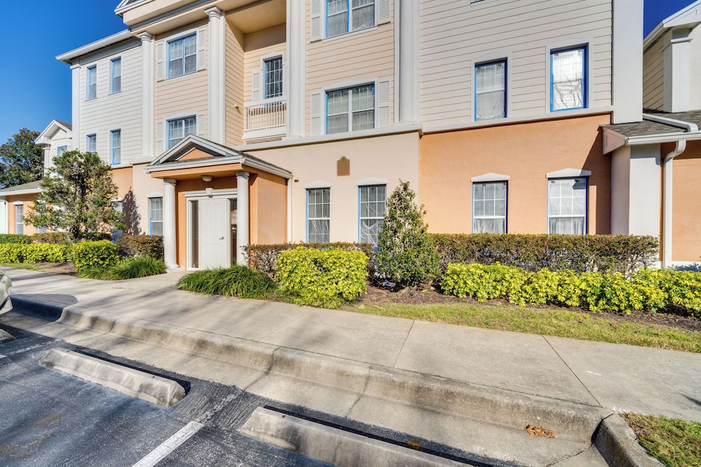 12 Mi to Wdw: Resort Condo w Community Hot Tub - photo 27