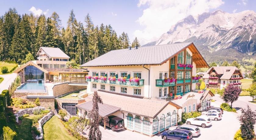 Hotel Annelies in Ramsau Am Dachstein, Austria