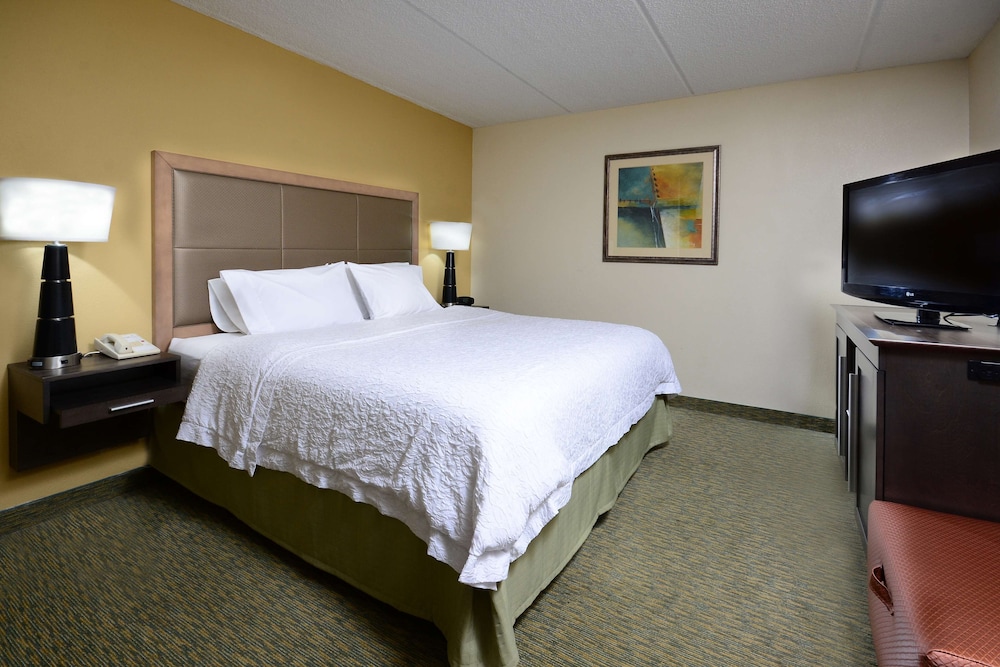 Hampton Inn Raleigh Town Of Wake Forest - photo 12