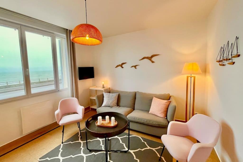 La Maison Ambleteuse Vue Sur Mer Et Jardin — 4-Star Luxury Hotel in Ambleteuse, France
