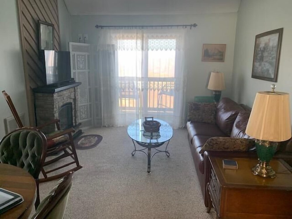 Sugar Ski & Country Club Unit 11 803 Silver in Banner Elk, United States