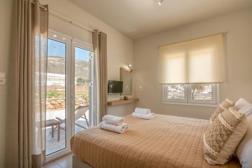 Koutris Apartment 1 — 4-Star Luxury Hotel in Kissamos, Greece