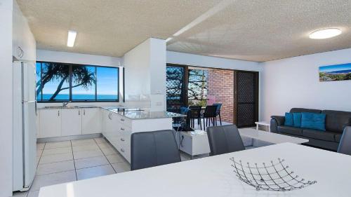 Jilci Unit 4 Kings Beach QLD — Caloundra — photo 2