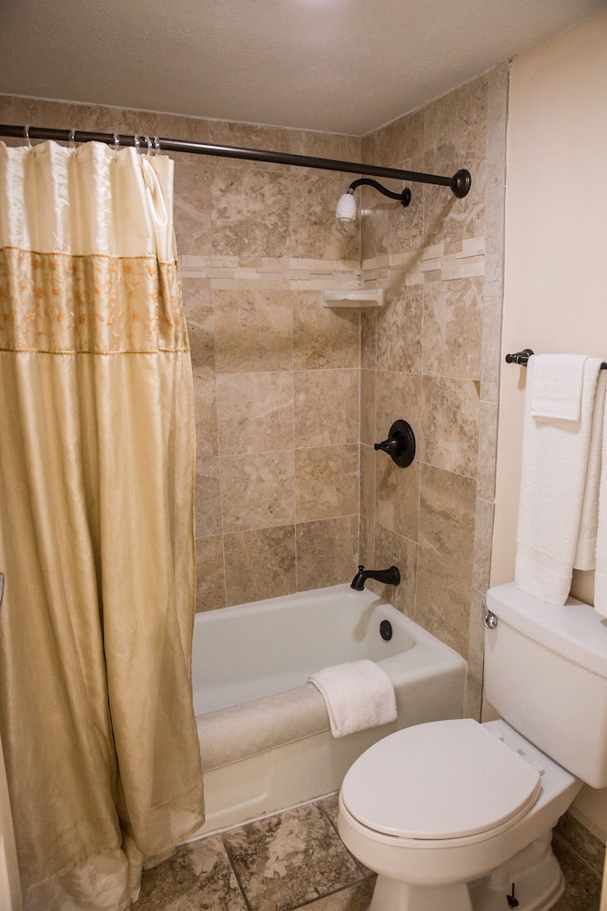 Florence Express Inn - photo 14