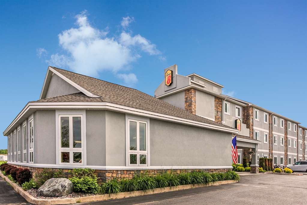 Super 8 by Wyndham Sault Ste. Marie - featured photo