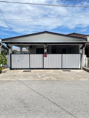 Teratak Orked in Pekan, Malaysia