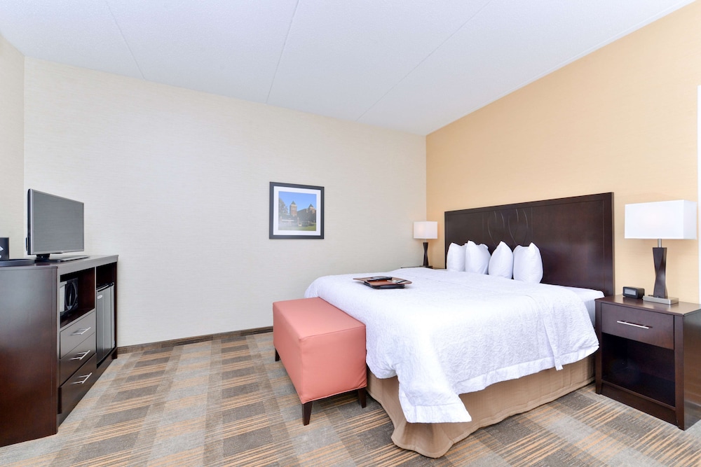 Hampton Inn & Suites California University Pittsburgh - photo 13