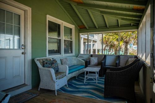 Jerseys Shore by Oak Island Accommodations - photo 19
