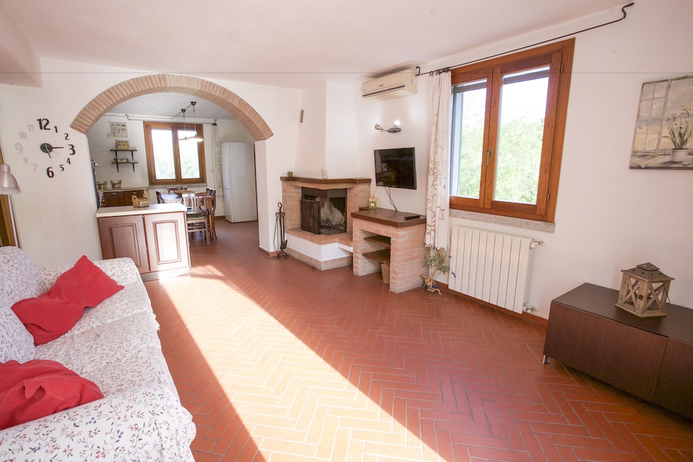Azaria - carbon neutral hotel in Unknown City