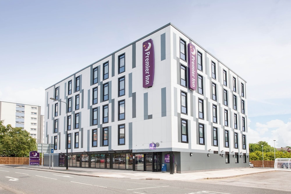 Premier Inn Wigan Town Centre - carbon neutral hotel in Wigan