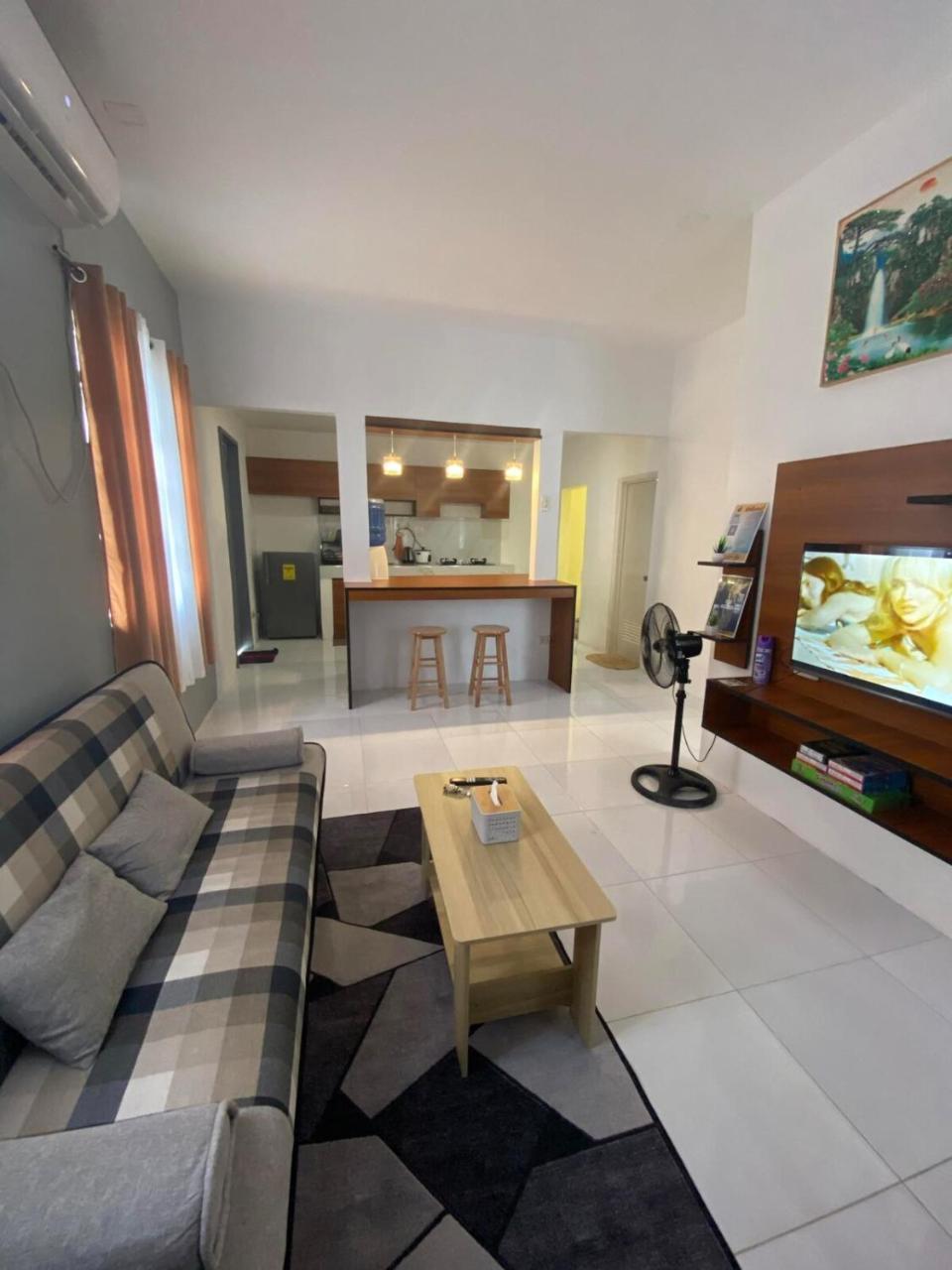 Radex Place Staycation 2BR House near Dahican beach — 4-Star Luxury Hotel in Mati, Philippines