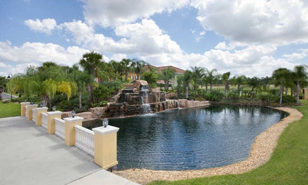 Paradise Palms 2930 — 4-Star Luxury Hotel in Kissimmee, United States