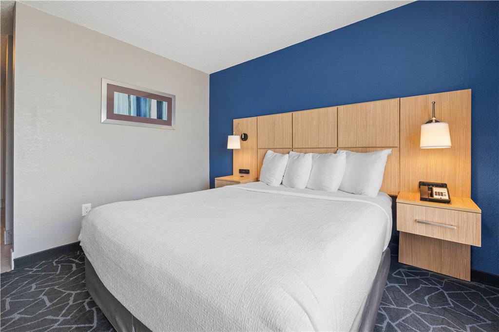 Best Western Eau Claire South - photo 7