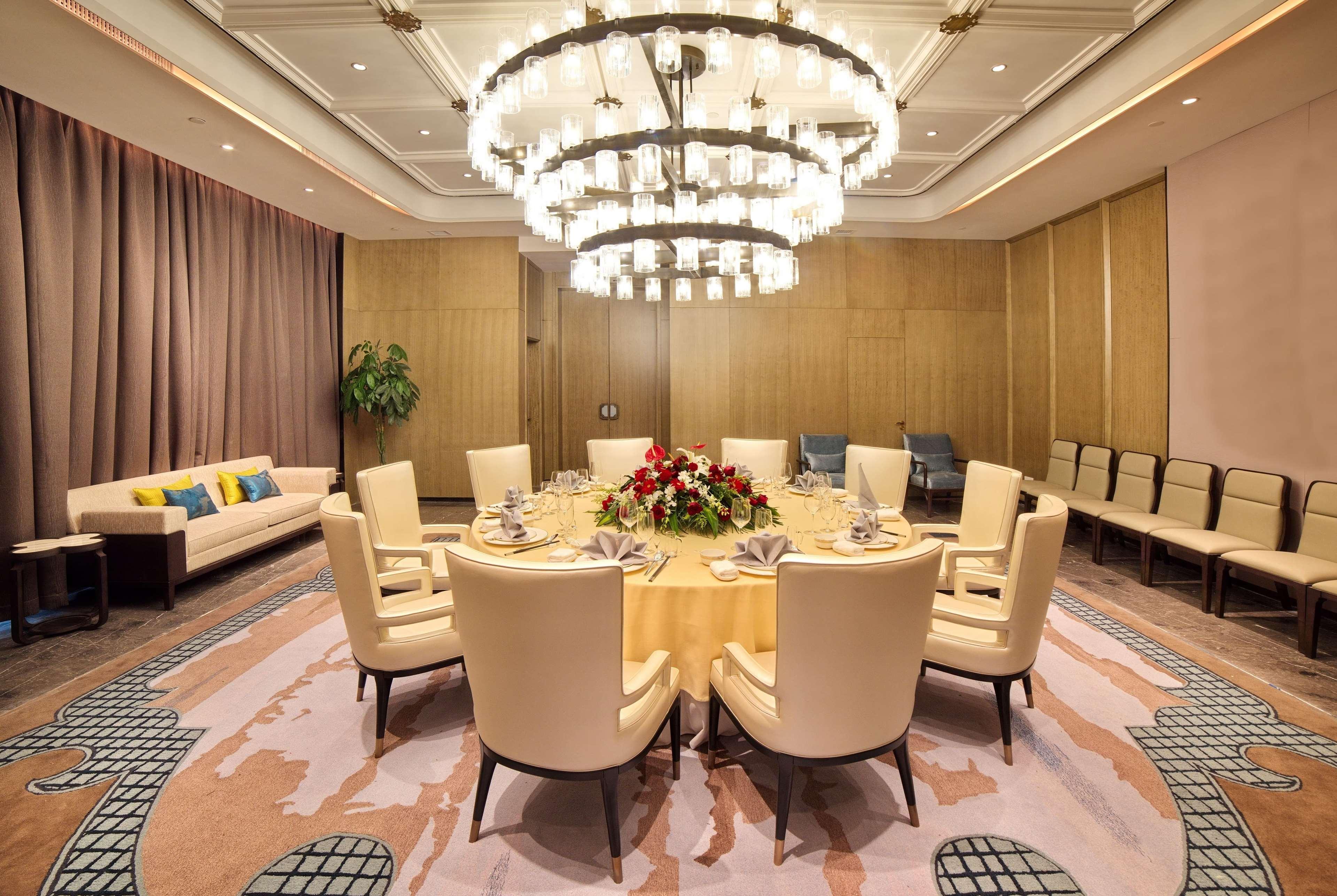 Wyndham Grand Plaza Royale Powerlong Fuyang in Fuyang, People's Republic of China