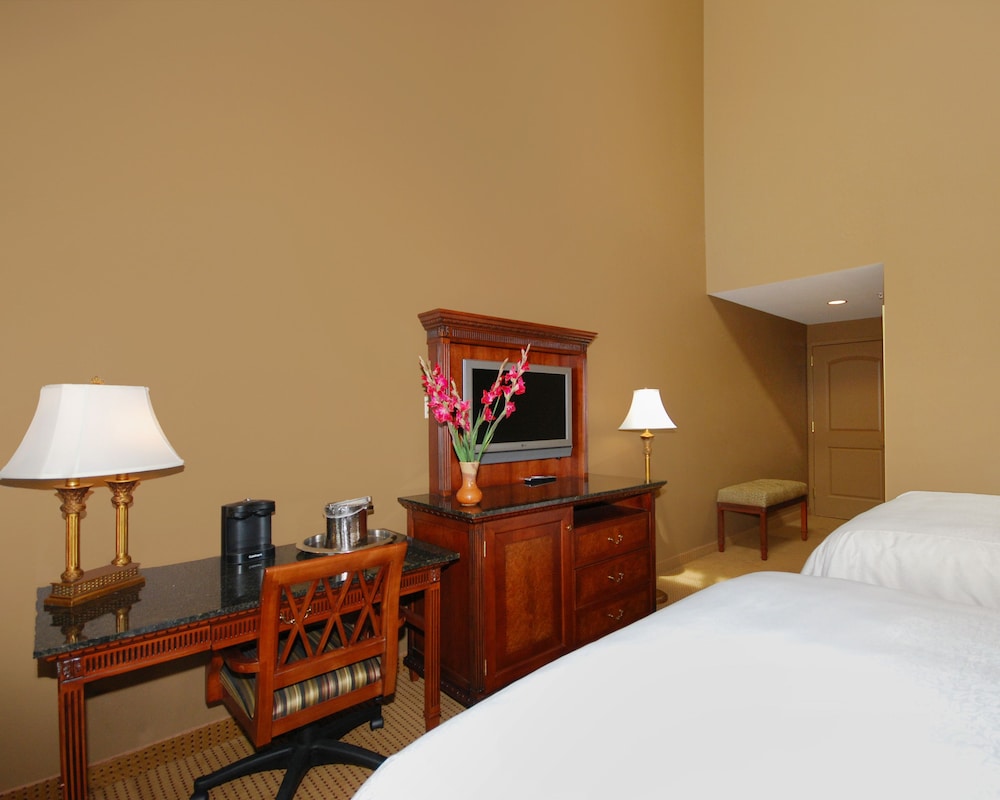 The Wildwood Hotel - photo 5