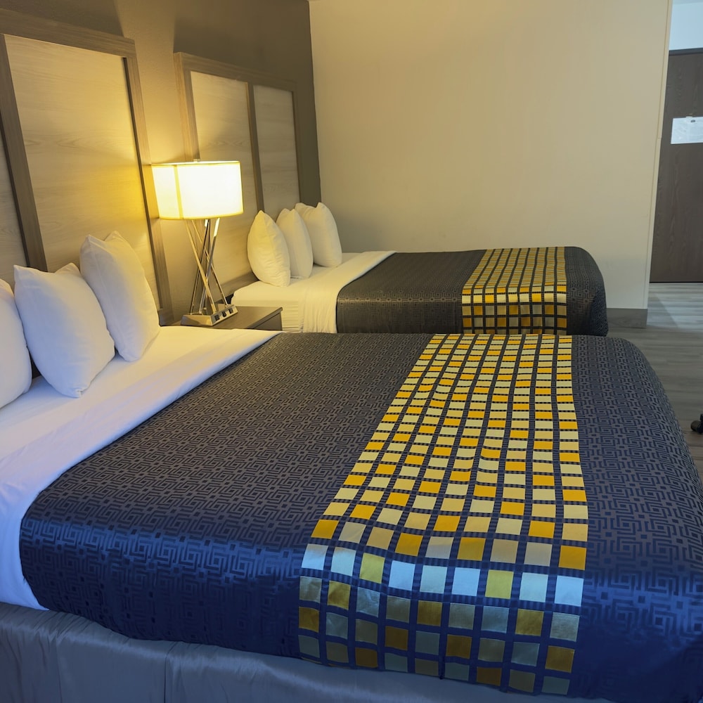 Garner Hotel Missoula Southwest by IHG - photo 14