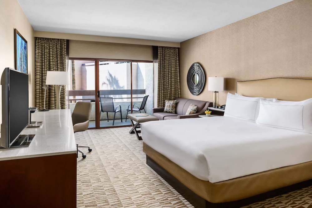 Hilton Phoenix Airport - photo 33