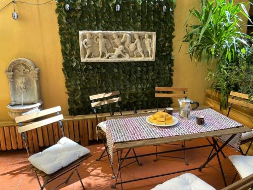 Roma Antique Apartment with Private Terrace — 4-Star Luxury Hotel in Rome, Italy