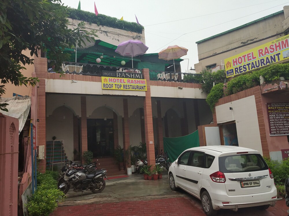 Hotel Rashmi - last minute hotel in Agra