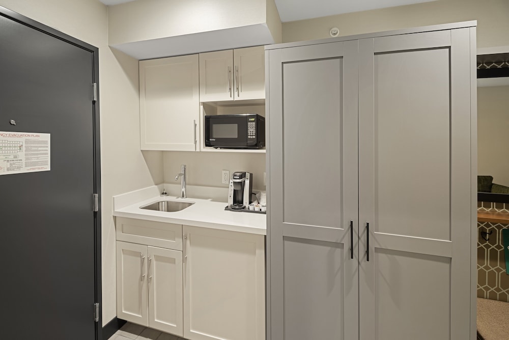 Holiday Inn & Suites Decatur Forsyth by IHG - photo 24