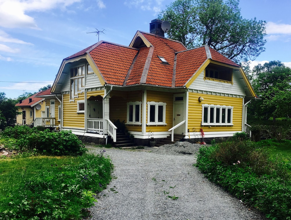 Pensionat Kanalvillan pet-friendly hotel Brevik