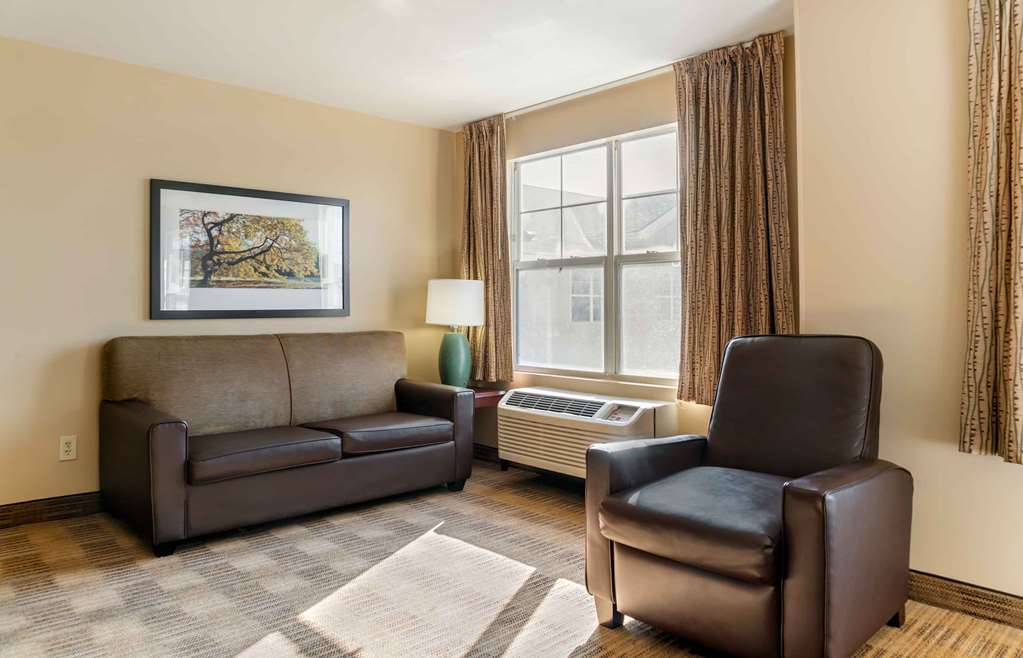 Extended Stay America Suites Houston Med Ctr Braeswood Bl - photo 39