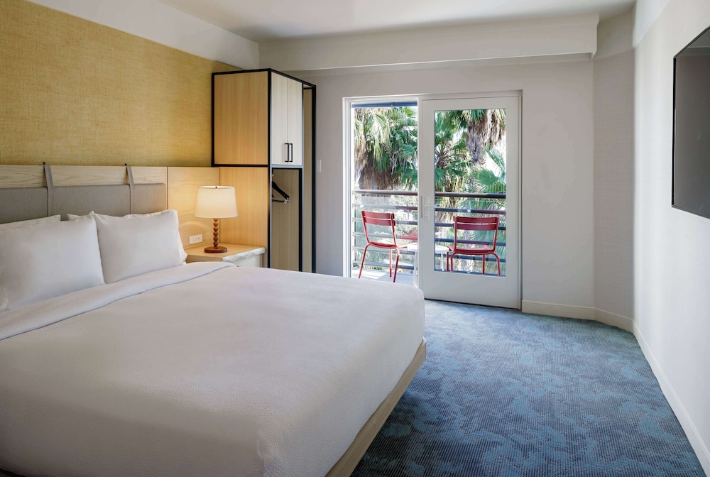 Hilton Garden Inn Dana Point Doheny Beach - photo 28